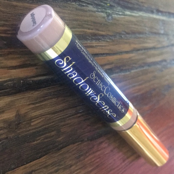 ShadowSense candlelight Senegence eye shadow - Picture 1 of 2